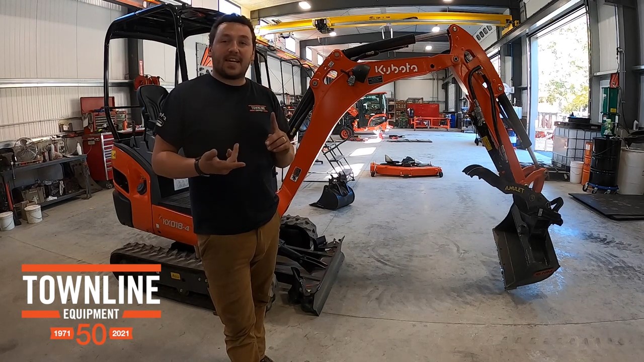 Kubota KX018 Mini Excavator With Thumb and Tilt bucket